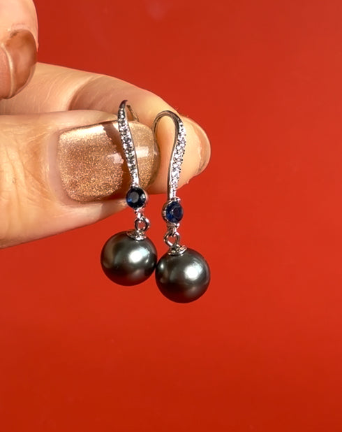 9-10mm Tahitian Pearl Sapphire Hook Earrings